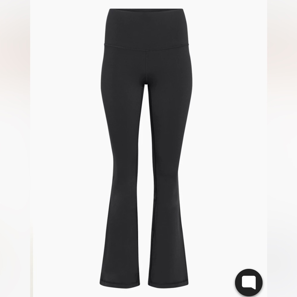 TNALIFE cheeky flare leggings!